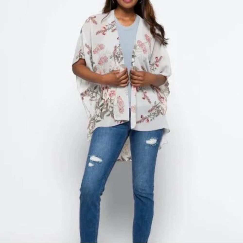 Emory Park Caley Open Front Kimono Style Light Blue-Gray Floral Woven Top Small
